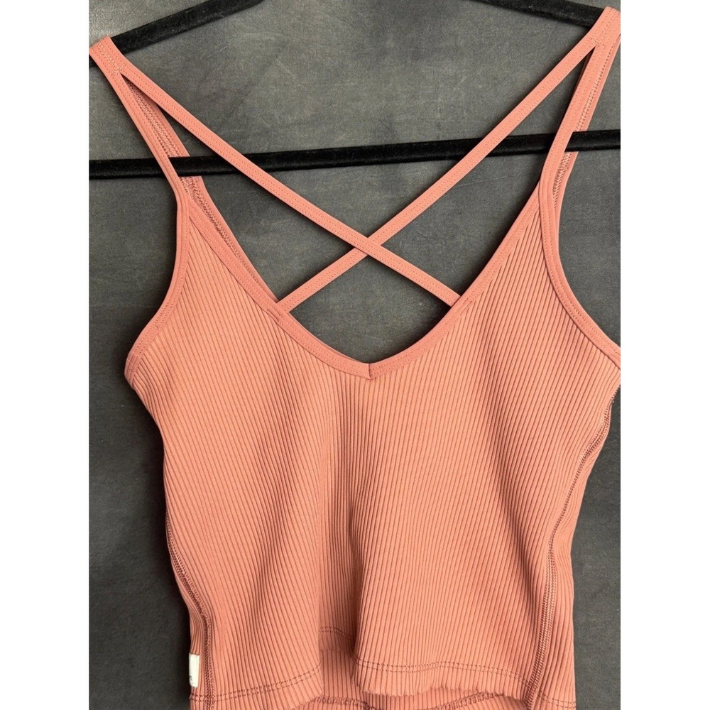 Vuori Ribbed Crop Tank Top Pink V-Neck Criss Cross Back Shelf Bra Activewear XS - Picture 4 of 6